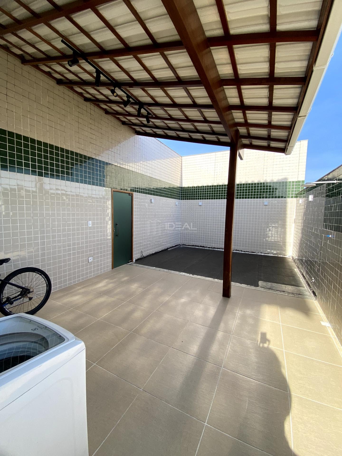 Cobertura à venda com 3 quartos, 2 suítes, 2 vagas e 249031m² no Parque Turf Club, Campos dos Goytacazes (RJ) — foto 18 de 21