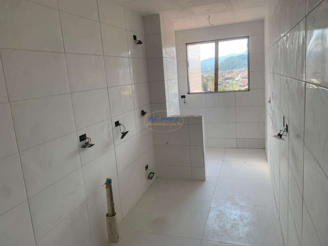 Apartamento à venda com 2 quartos, 1 suíte, 1 vaga e 73m² no Balneario Oceanópolis, Mongaguá (SP) — foto 4 de 10