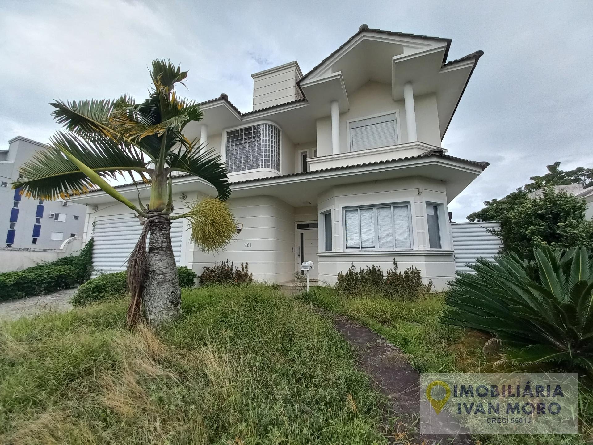 Casa à venda com 5 quartos, 3 suítes, 2 vagas e 286m² no Jurerê, Florianópolis (SC) — foto 4 de 30