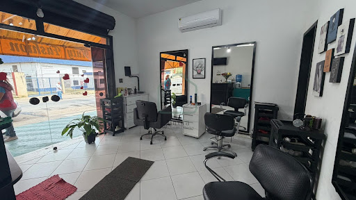 Loja à Venda em Suzano no Clube dos Oficiais | 60m²