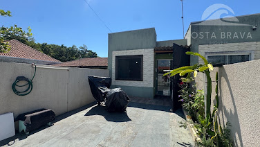 Casa com Terreno Fundos e Localização Privilegiada no Saint