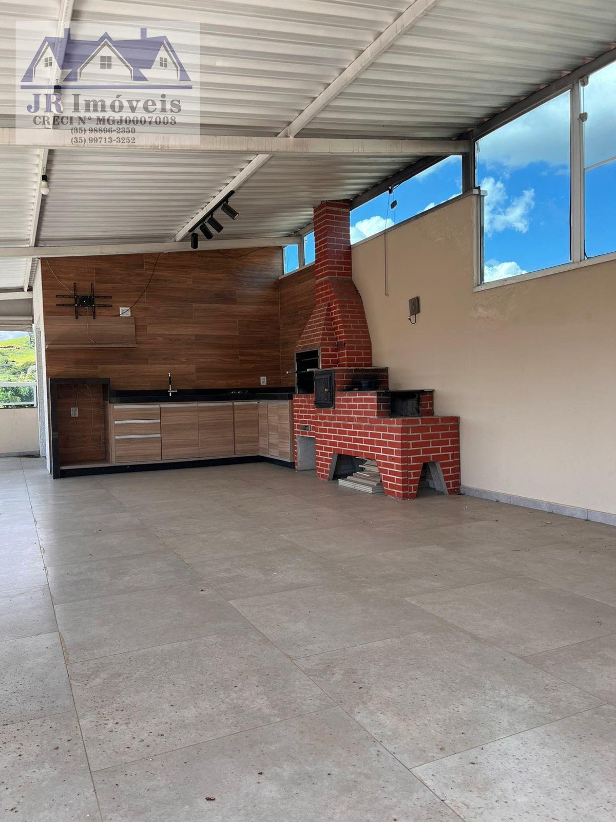 Casa à venda com 2 quartos, 1 suíte e 1 vaga no Centro, Piranguinho (MG) — foto 3 de 22