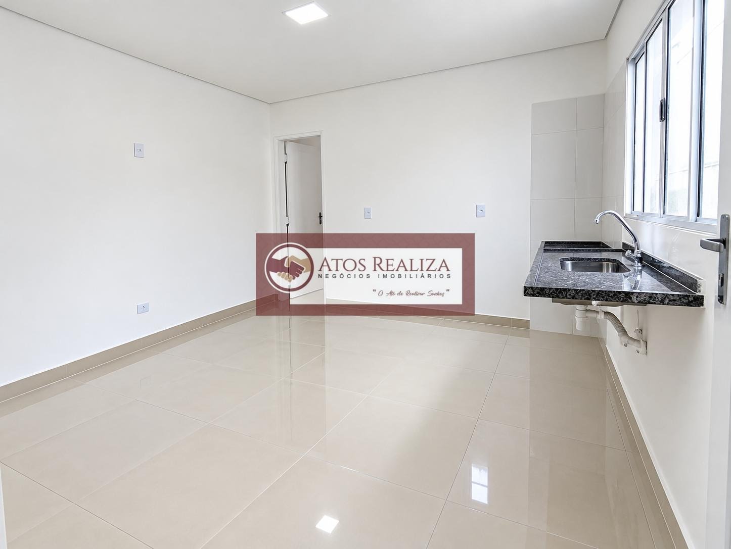 Casa para alugar com 1 quarto, 1 banheiro e 35m² no Balneário São José, São Paulo — foto principal
