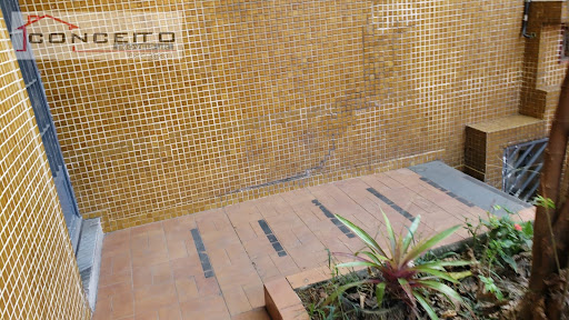 Casa Comercial em Água Branca  -  São Paulo