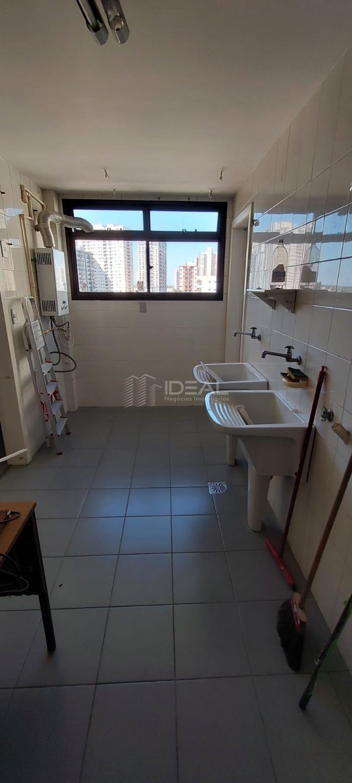 Apartamento à venda com 4 quartos, 1 suíte, 2 vagas e 272m² no Parque Conselheiro Tomaz Coelho, Campos dos Goytacazes (RJ) — foto 7 de 12