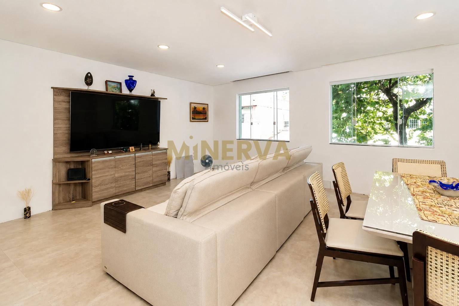 Casa à venda com 2 quartos, 3 banheiros, 3 vagas e 450m² no Tatuapé, São Paulo — foto principal