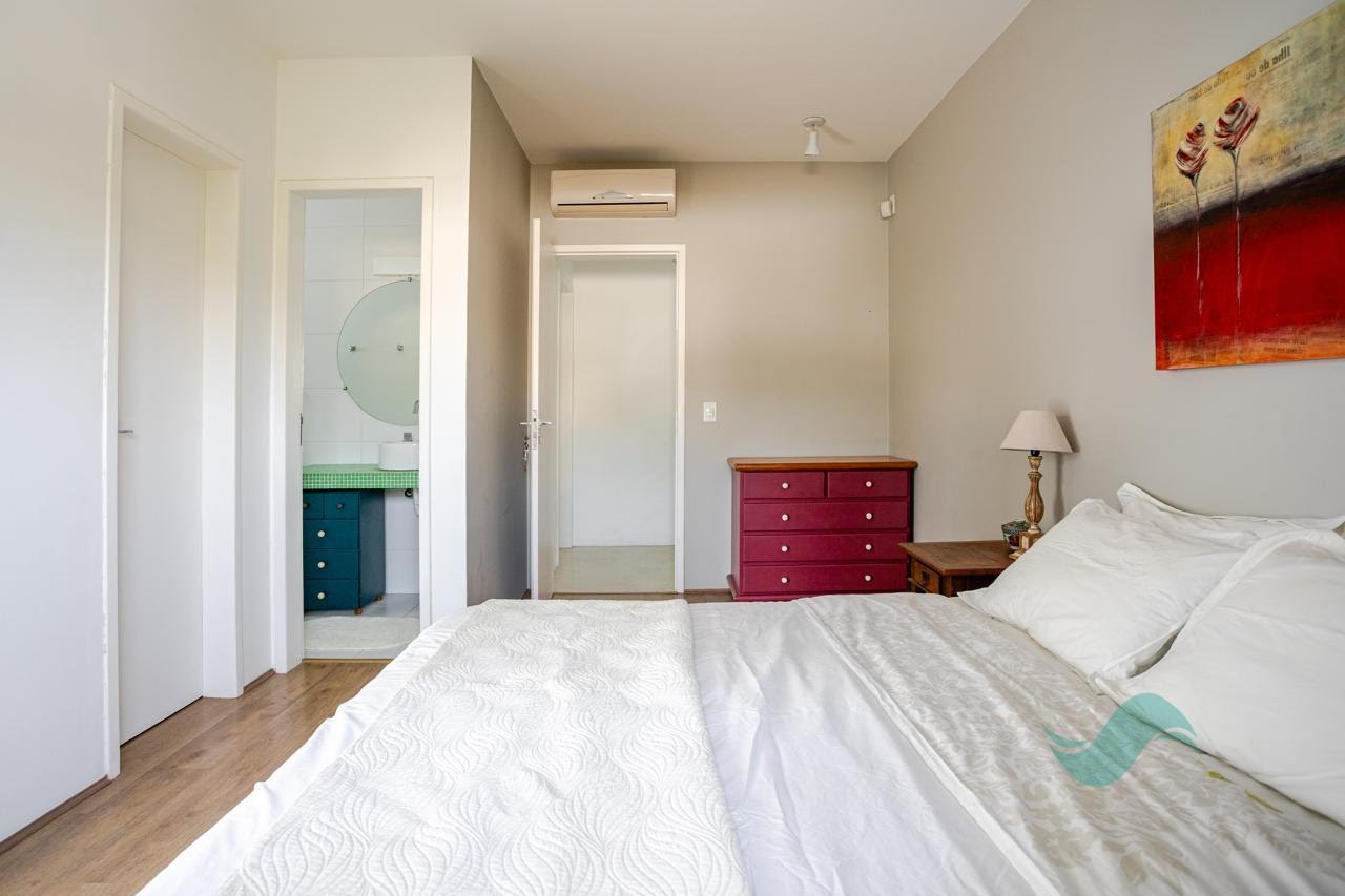 Casa à venda com 4 quartos, 4 suítes, 2 vagas e 400m² no Jurerê, Florianópolis (SC) — foto 21 de 26