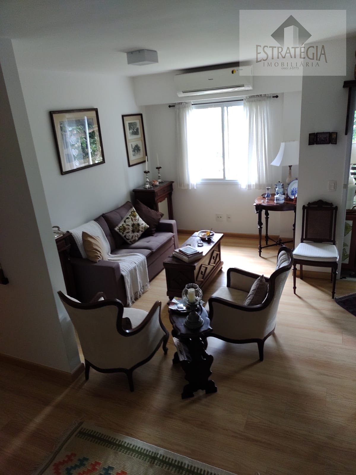 Apartamento à venda com 3 quartos, 1 suíte, 2 vagas e 120m² no Nogueira, Petrópolis (RJ) — foto 2 de 18