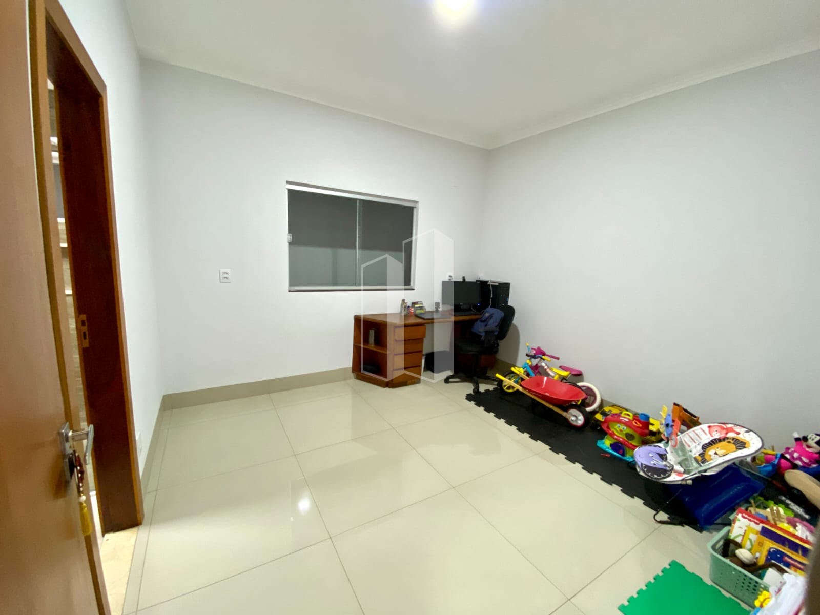 Casa à venda com 4 quartos, 4 suítes, 4 vagas e 320m² no Jardim Venezuela, Morrinhos (GO) — foto 26 de 30