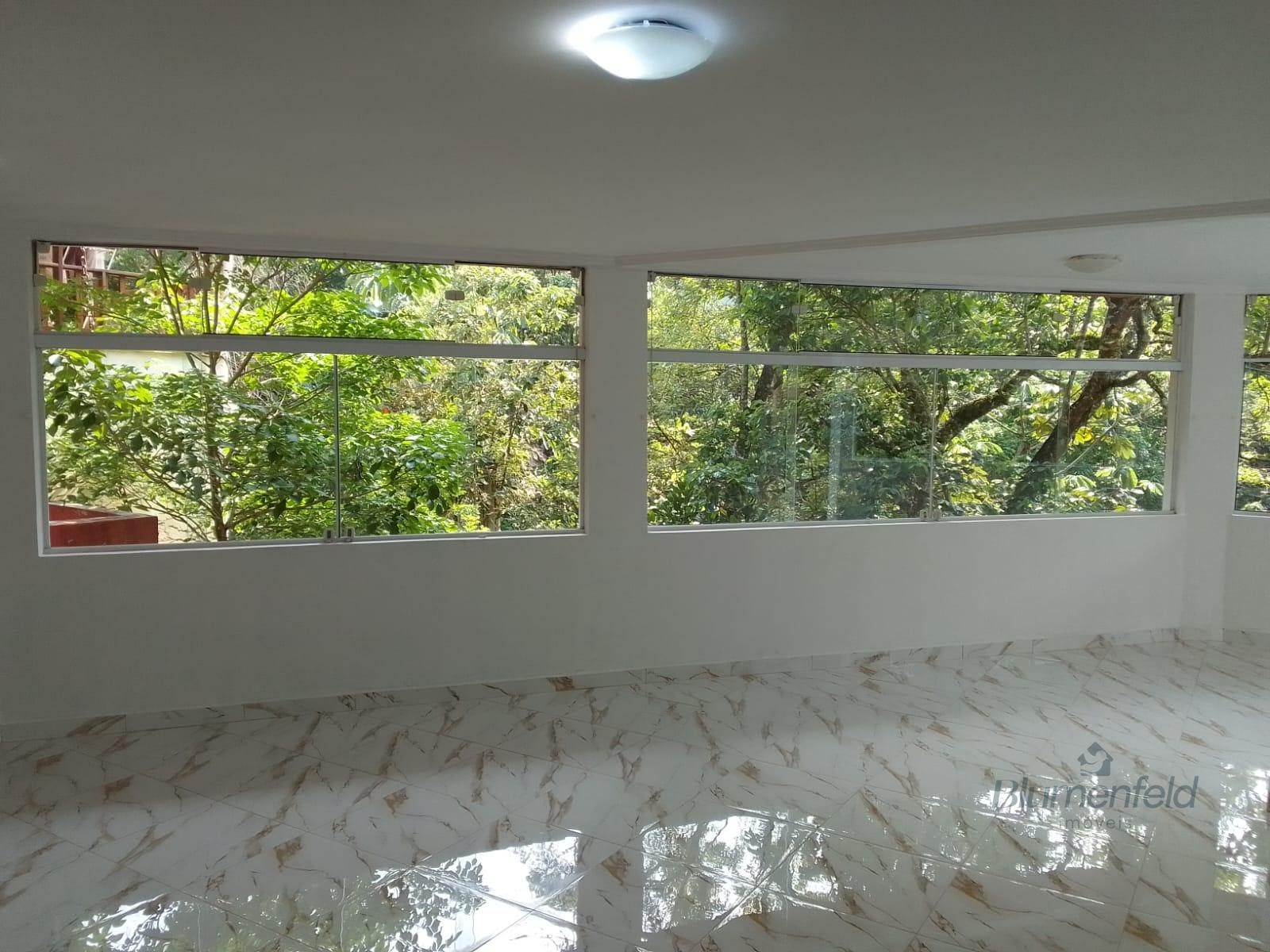 Casa à venda com 3 quartos, 3 suítes, 4 vagas e 330m² no Condomínio Country Club, Arujá (SP) — foto 17 de 30