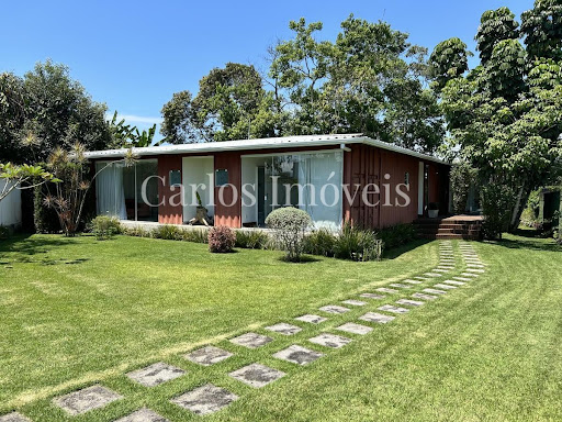 Casa em Condomínio para Temporada em Angra dos Reis / RJ no bairro Bracuí (Cunhambebe)