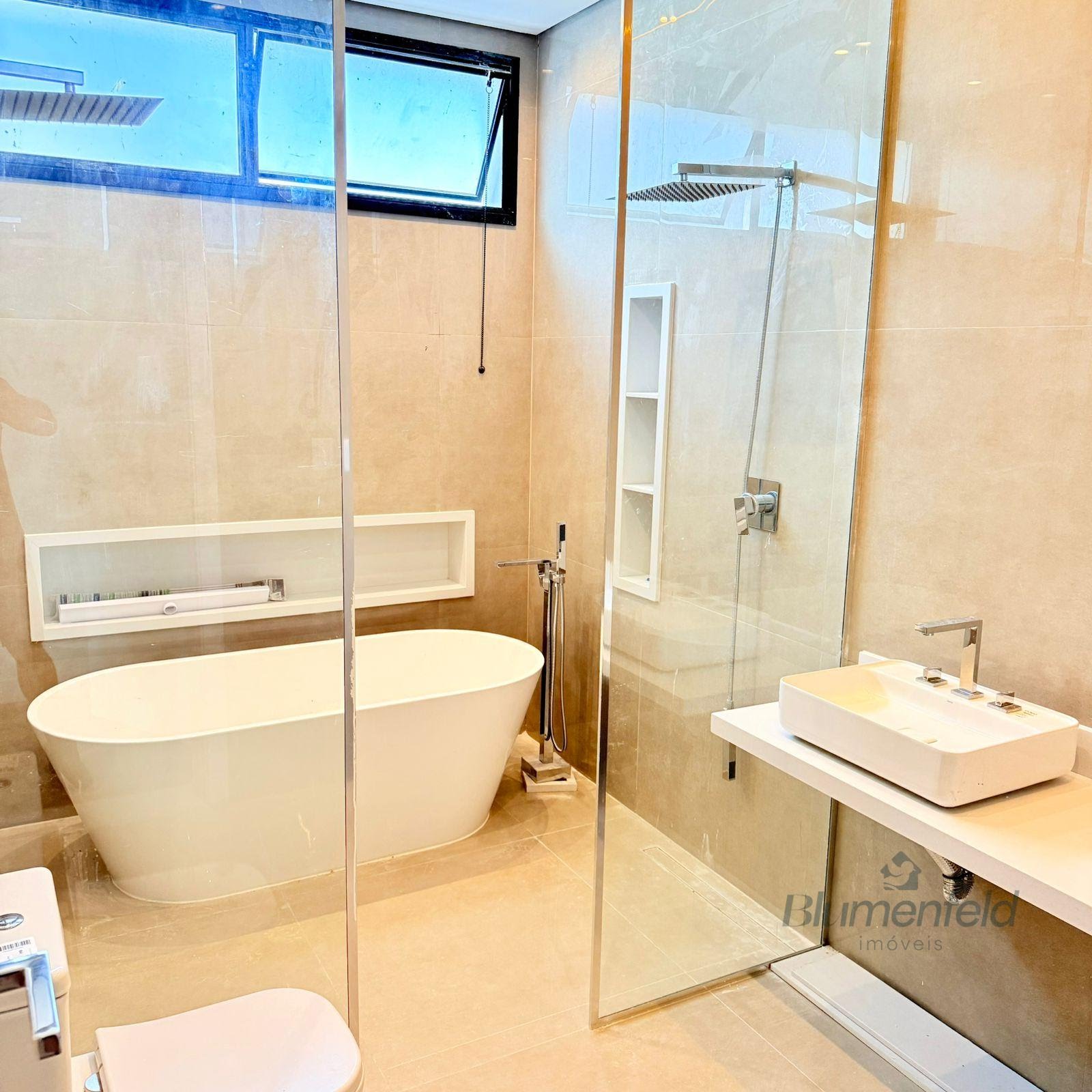 Casa à venda com 4 quartos, 4 suítes, 5 vagas e 134m² no Condomínio Real Park, Arujá (SP) — foto 12 de 18