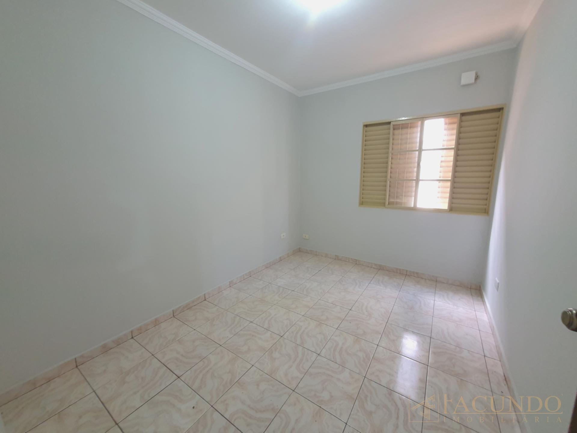 Quarto 02