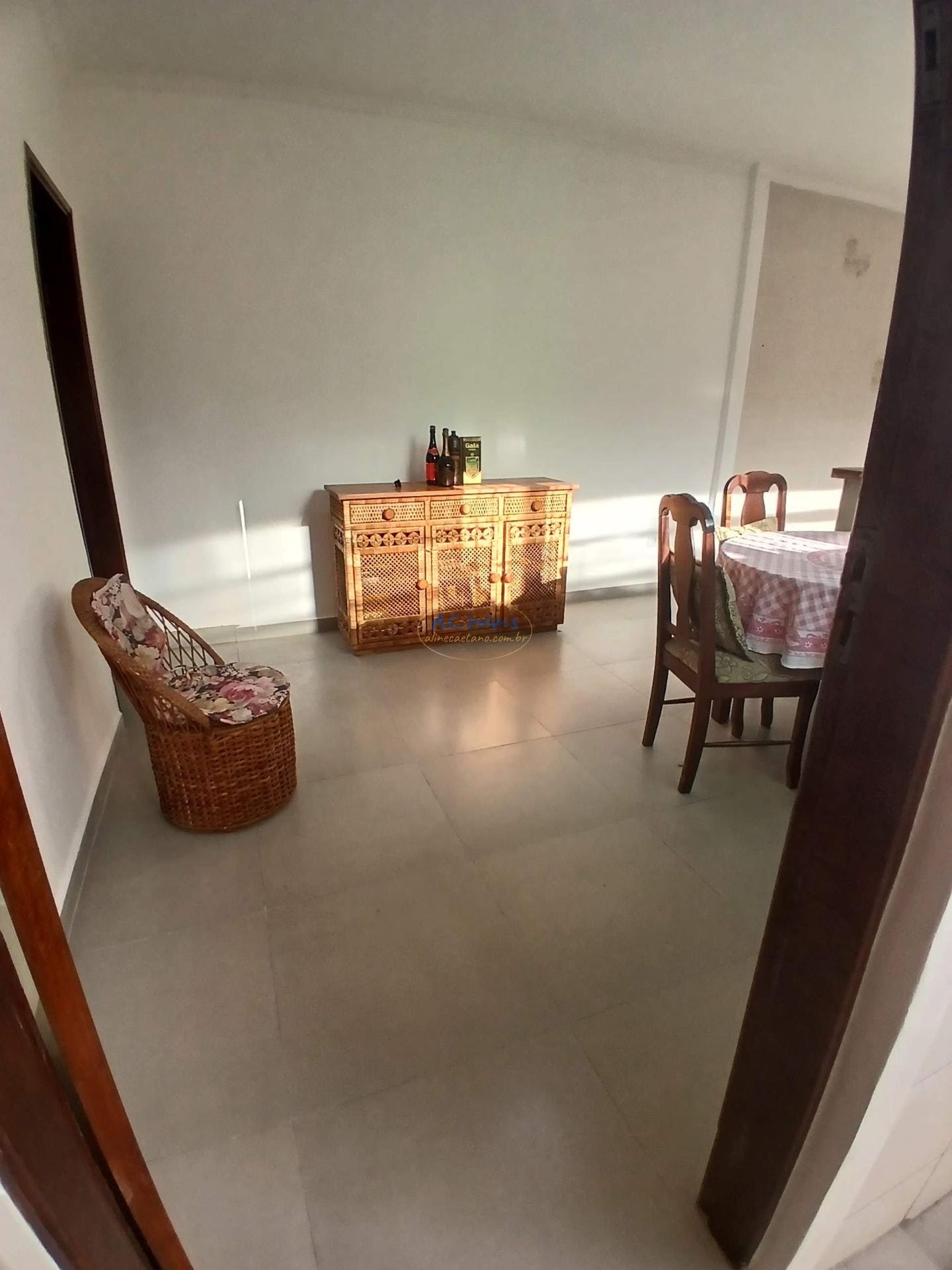 Casa à venda com 2 quartos, 1 suíte, 2 vagas e 125m² no Ocian, Praia Grande (SP) — foto 5 de 28