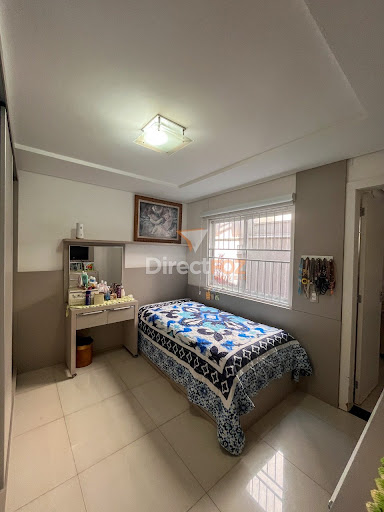 Sobrado Mobiliado com 4 Suítes à Venda no Condomínio Country Iguaçu - Foz do Iguaçu/PR