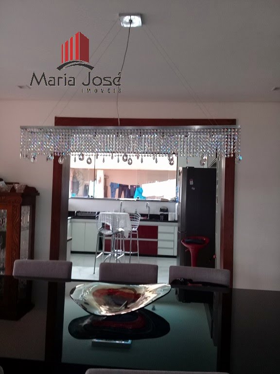 Casa à venda com 4 quartos, 1 suíte, 5 vagas e 500m² no Santa Helena, Sete Lagoas (MG) — foto 9 de 30