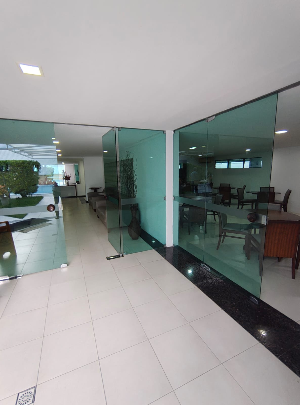 Apartamento à venda com 3 quartos, 1 suíte, 2 vagas e 80m² no Madalena, Recife (PE) — foto 24 de 25
