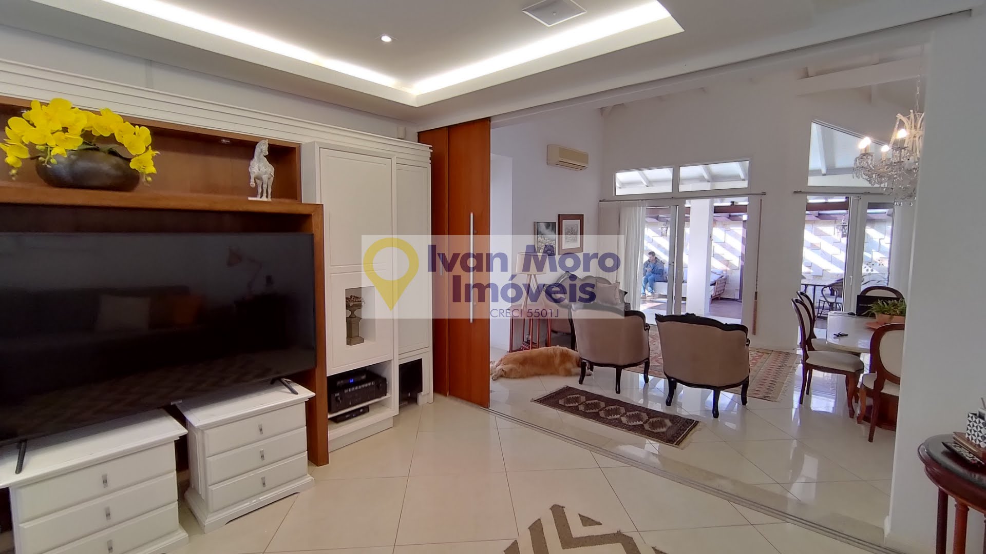 Casa à venda com 5 quartos, 5 suítes, 4 vagas e 276m² no Daniela, Florianópolis (SC) — foto 16 de 30
