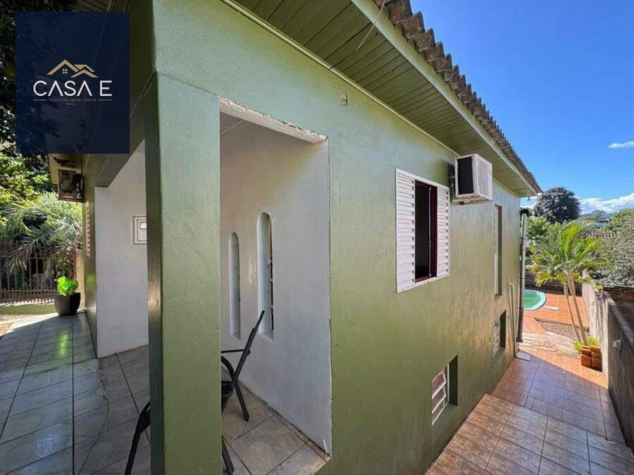Casa à venda com 4 quartos, 3 banheiros, 3 vagas e 148m² no Modelo, Ijuí (RS) — foto 6 de 15