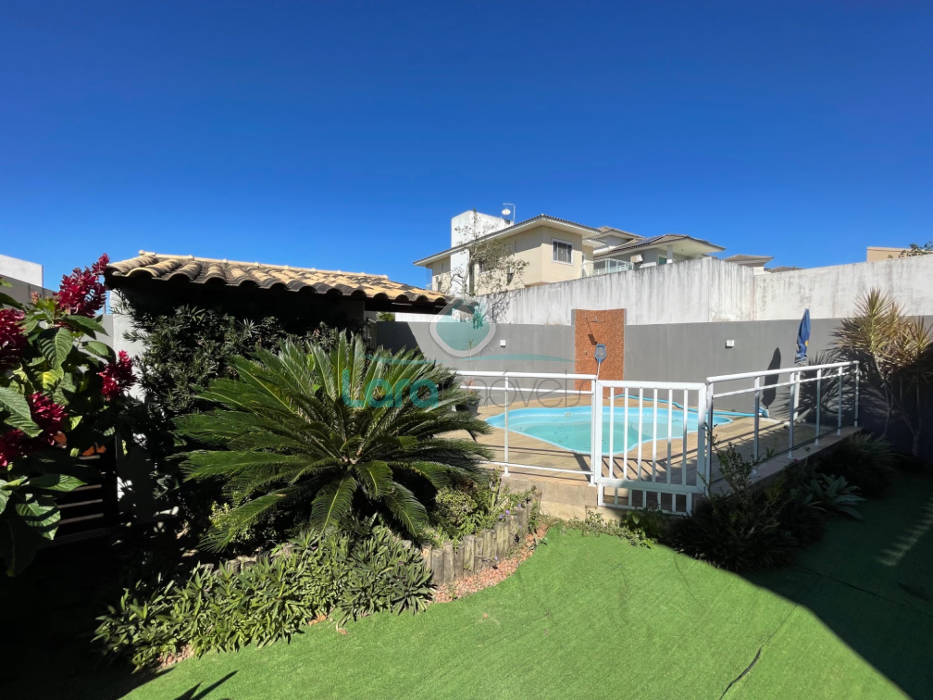 Casa à venda com 3 quartos, 3 suítes, 4 vagas e 182m² no Vale dos Cristais, Macaé (RJ) — foto 11 de 29