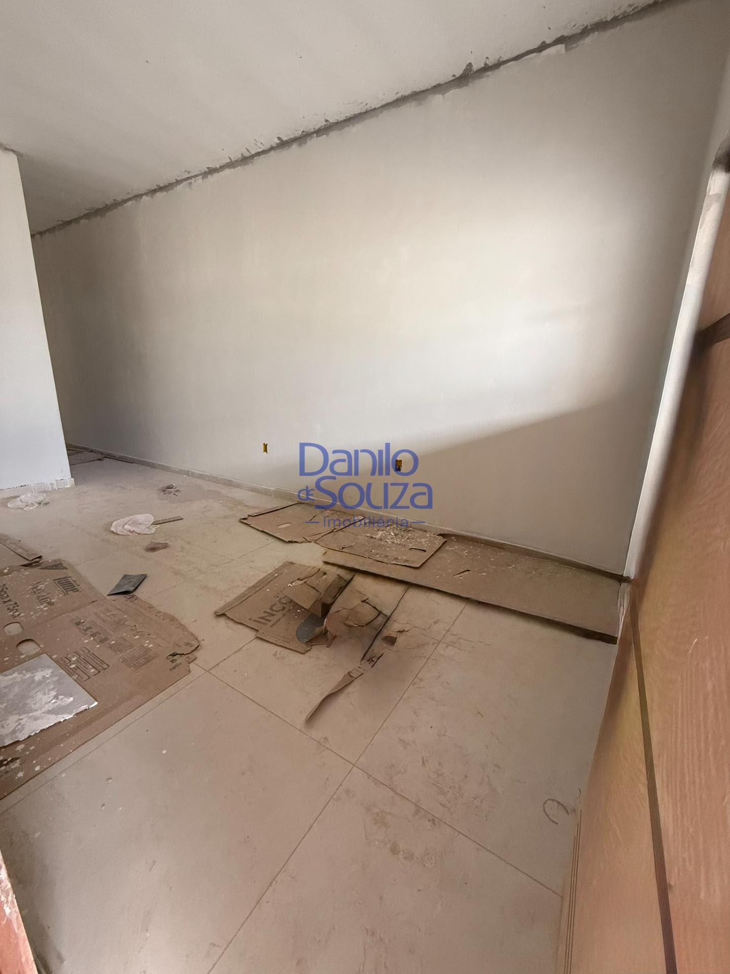 Casa à venda com 3 quartos, 1 suíte e 150m² no Parque das Mangabeiras V, Araxá (MG) — foto 3 de 10