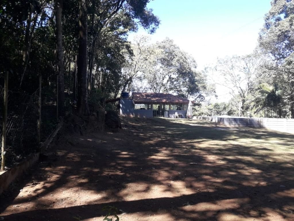 Casa à venda com 1200m² no Pedreira, Arujá (SP) — foto 6 de 9