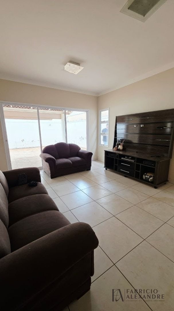Casa à venda com 3 quartos, 1 suíte, 4 vagas e 128m² no Residencial Alta Vista, São José do Rio Preto (SP) — foto 18 de 23