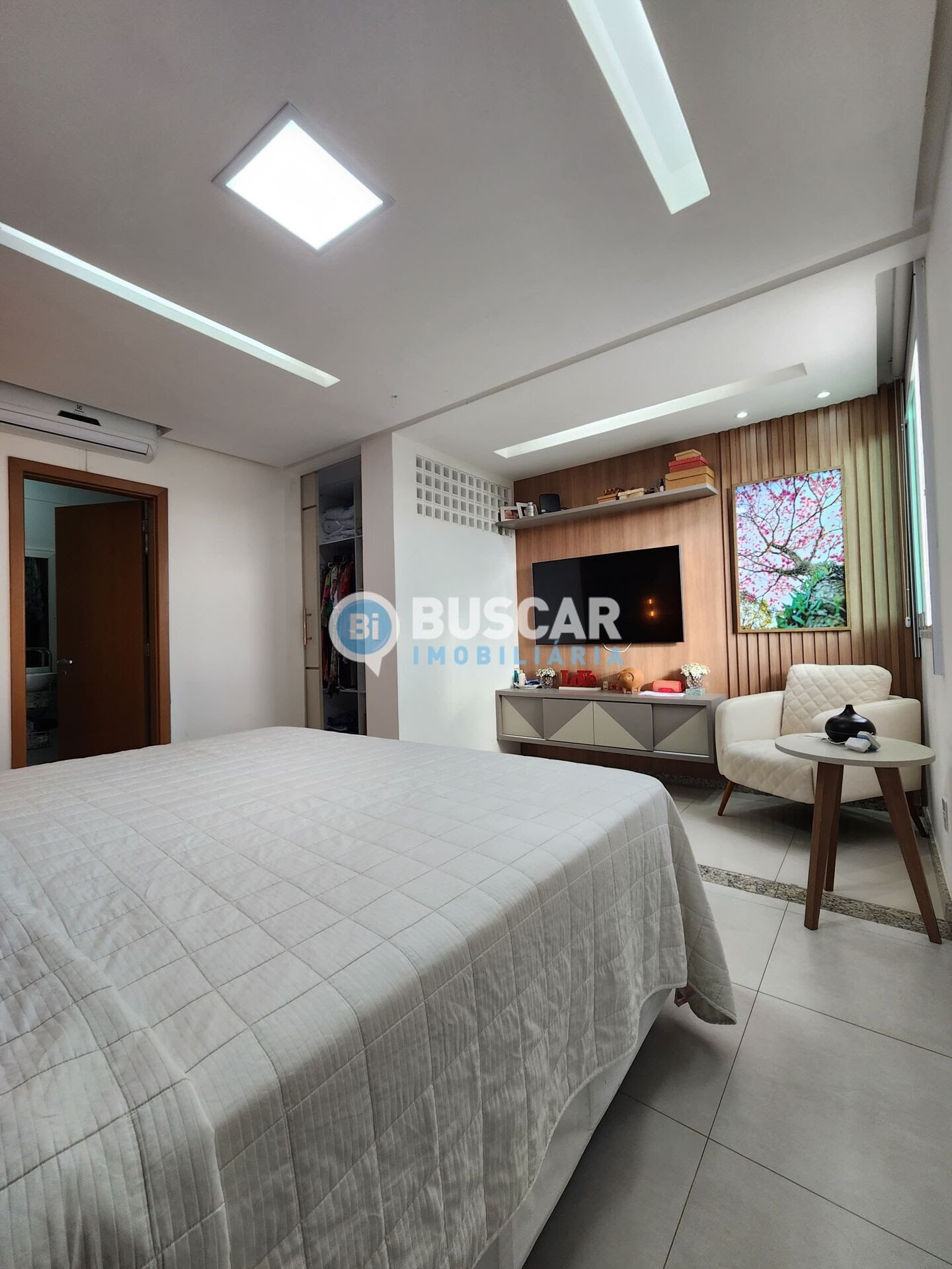 Casa à venda com 4 quartos, 3 suítes, 2 vagas e 168m² no Sim, Feira de Santana (BA) — foto 11 de 17