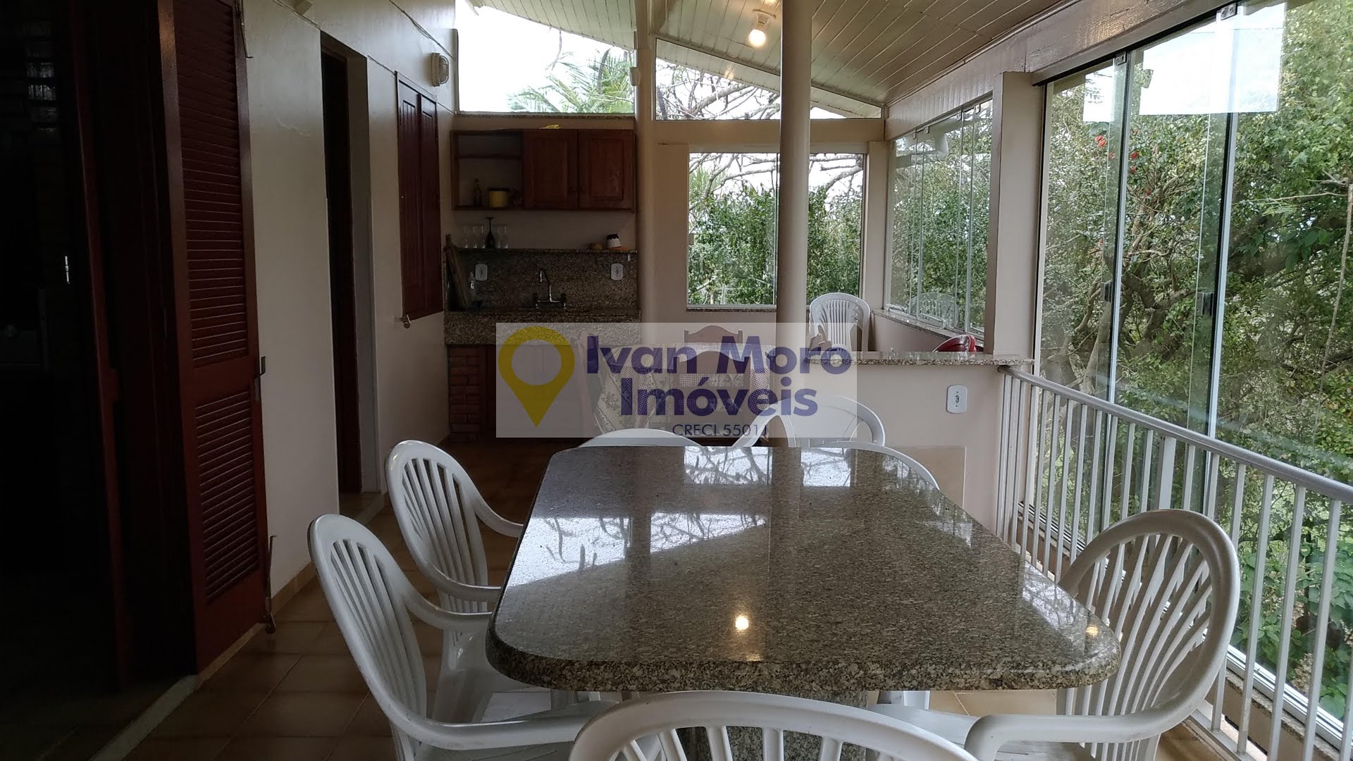 Casa para alugar com 4 quartos, 1 suíte, 4 vagas e 200m² no Daniela, Florianópolis (SC) — foto 19 de 30