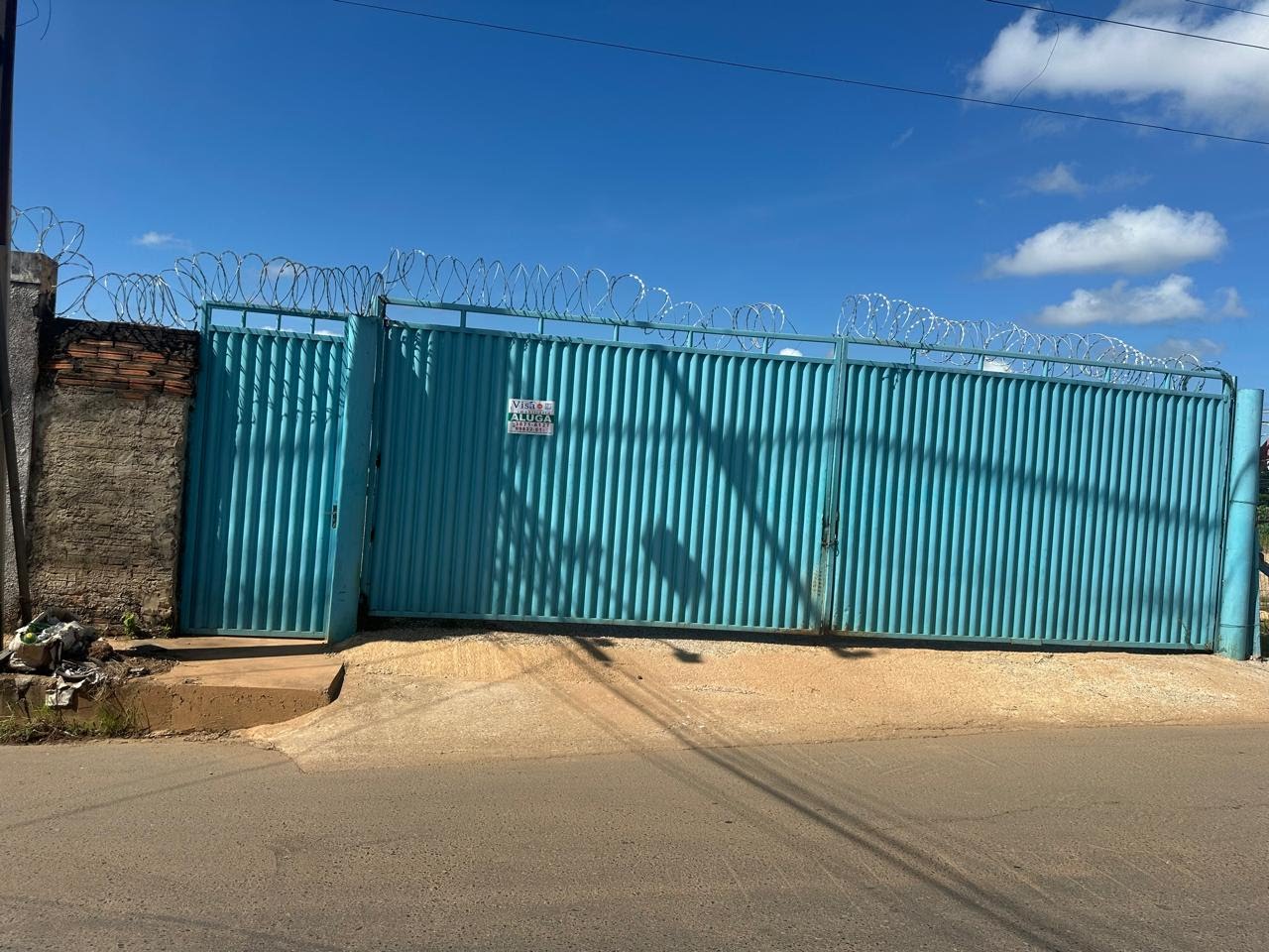 Comercial para alugar com 2 banheiros e 2800m² no Nossa Senhora de Fátima, Paracatu — foto principal