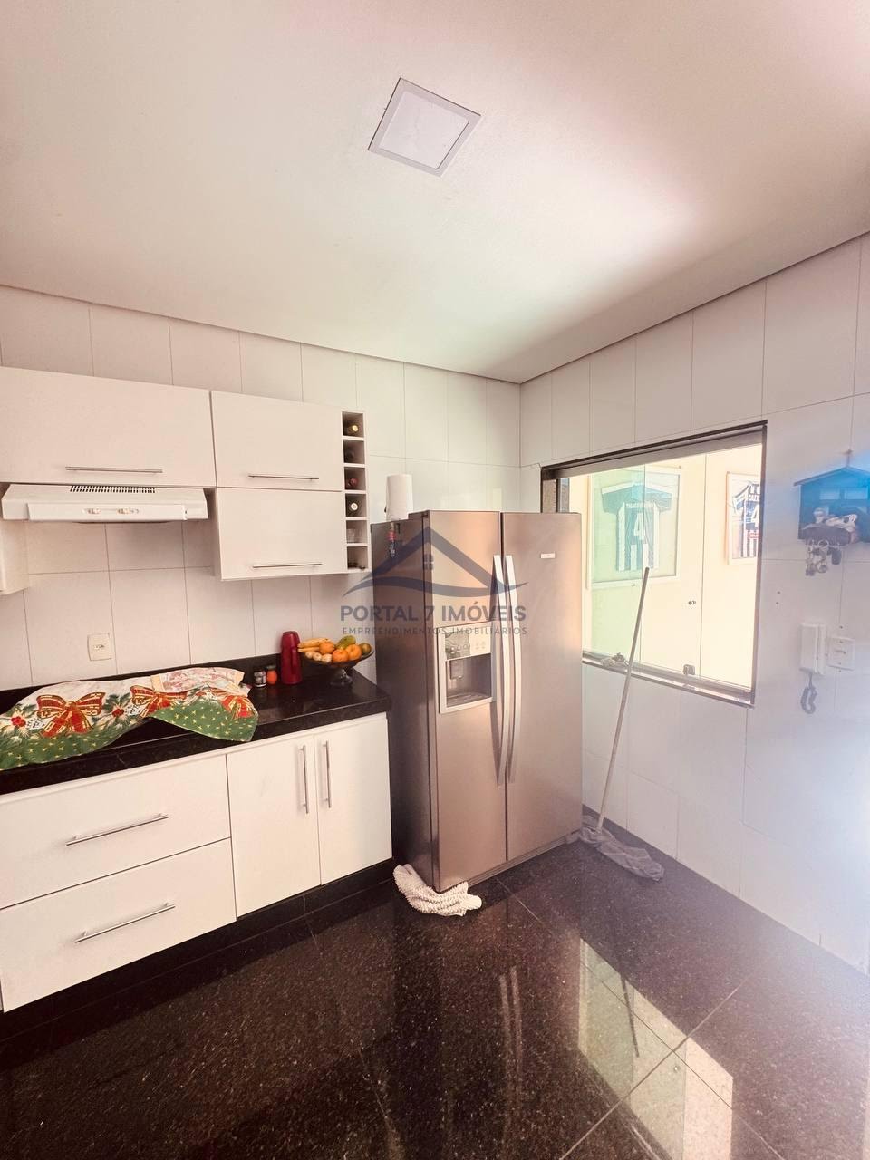 Casa à venda com 3 quartos, 2 suítes, 4 vagas e 360m² no Iporanga, Sete Lagoas (MG) — foto 10 de 27