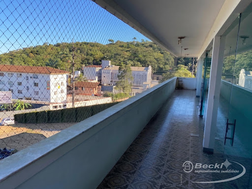 Casa em Boa Vista, Joinville | 5 Suítes e 1100m²