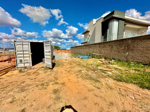 Lote / Terreno em Loteamento Residencial e Comercial Jardim Athenas  -  Catalão