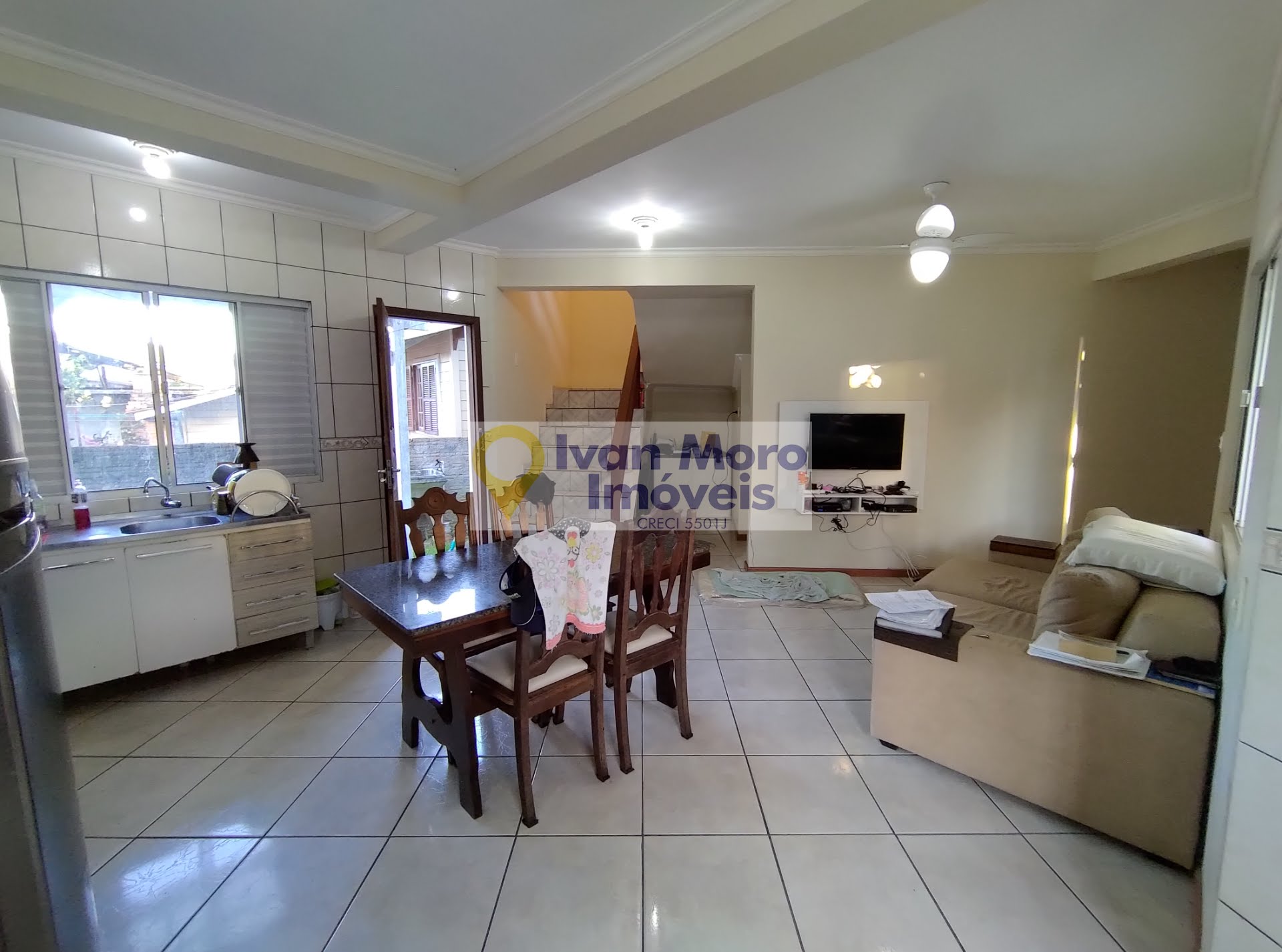Casa à venda com 5 quartos, 2 suítes, 2 vagas e 199m² no Daniela, Florianópolis (SC) — foto 8 de 30