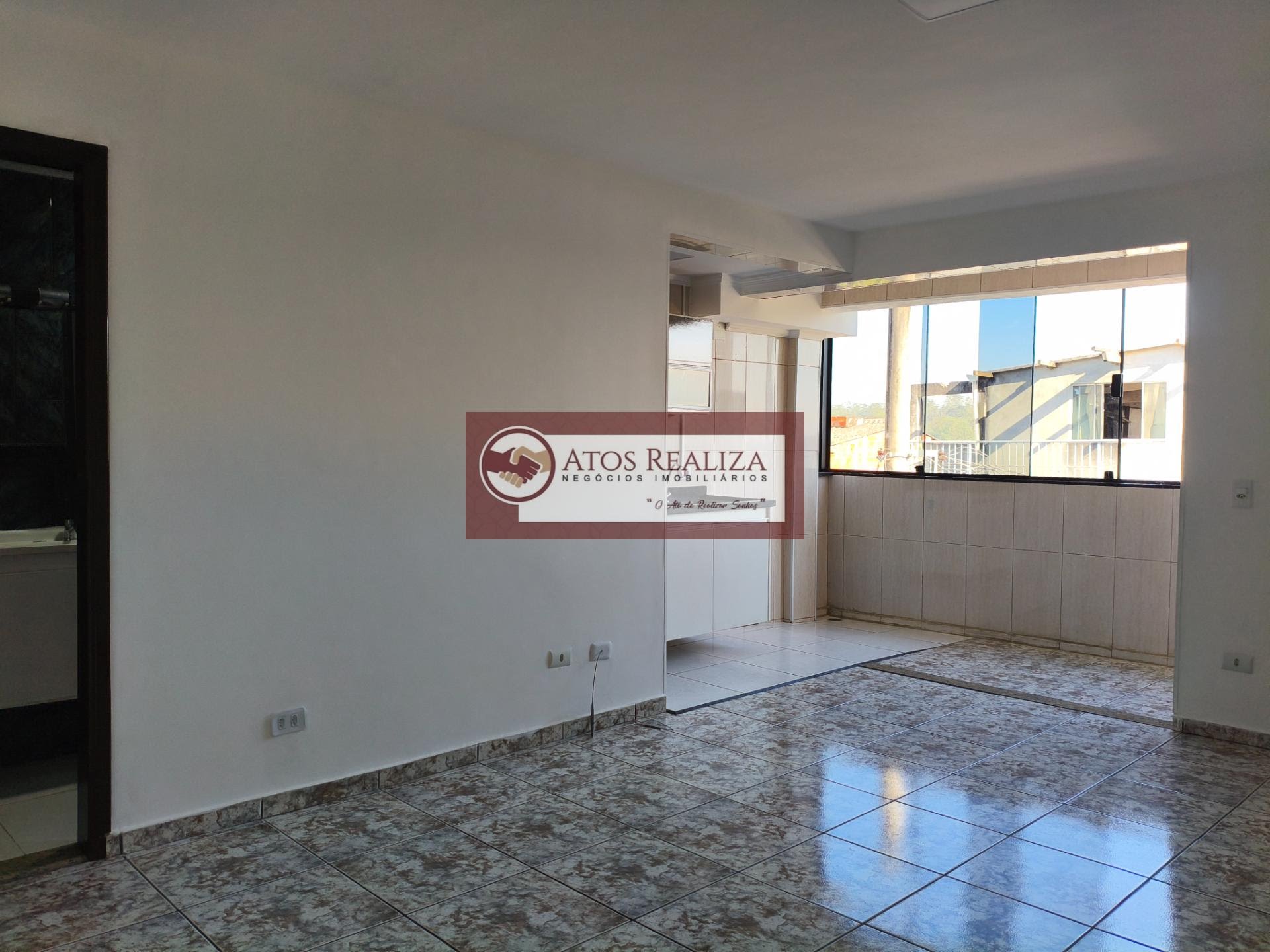 Casa para alugar com 2 quartos, 1 banheiro, 1 vaga e 55m² no Balneário São José, São Paulo — foto principal