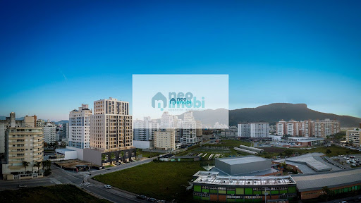 Apartamento com 2 dorm com 1 suíte,Pedra Branca, Palhoça, SC