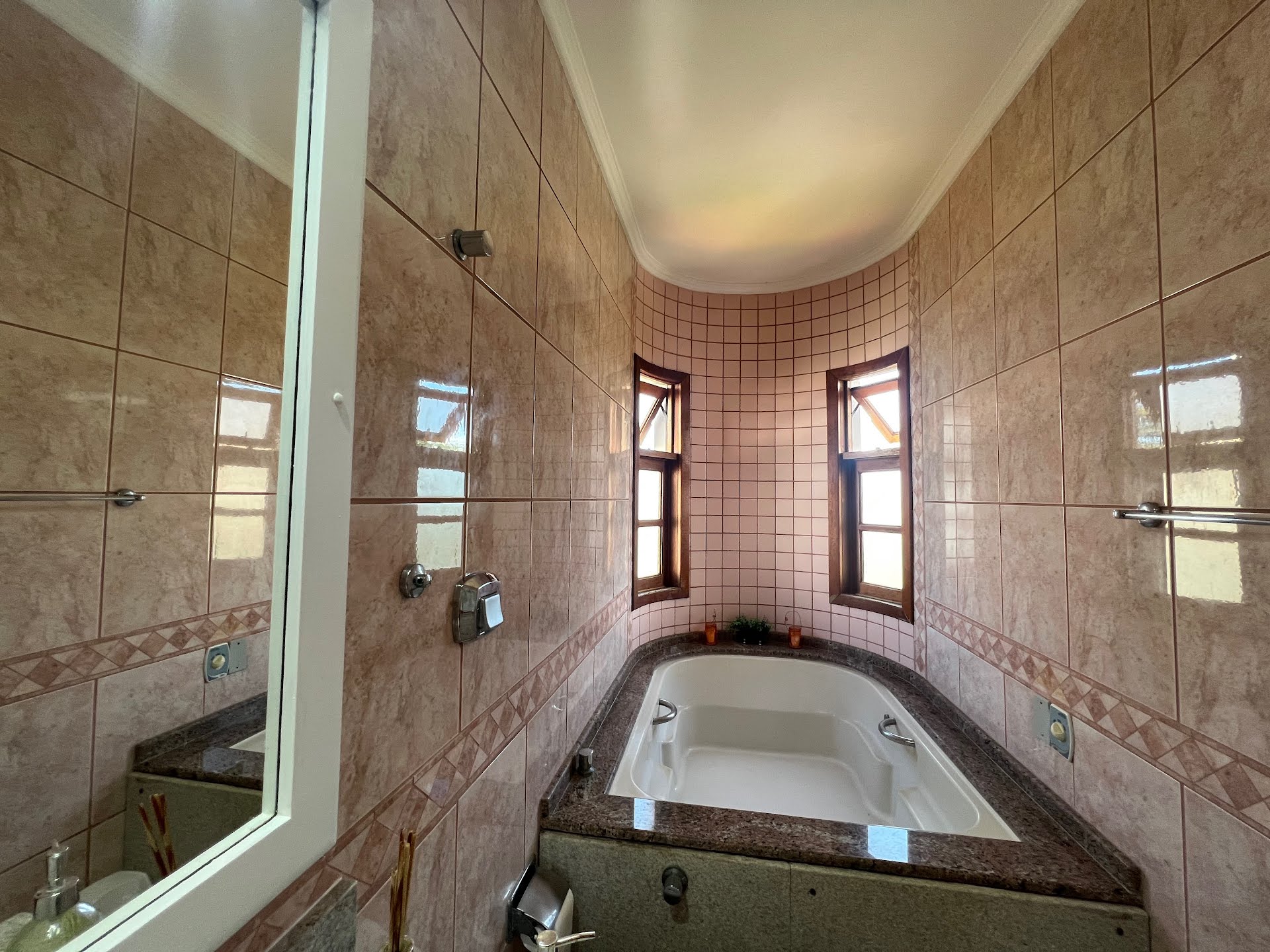 Casa à venda com 1 quarto, 3 suítes, 2 vagas e 450m² no Jurerê Internacional, Florianópolis (SC) — foto 14 de 30