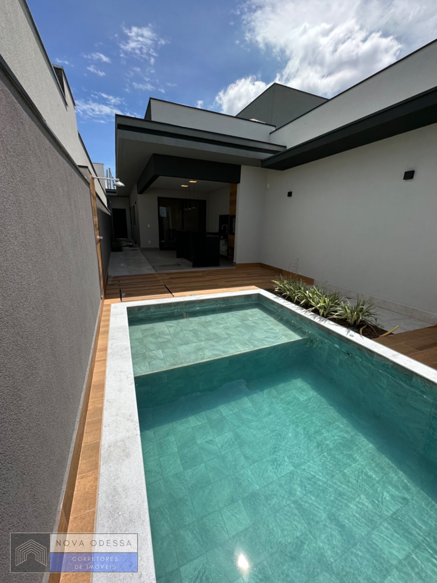 Casa à venda com 3 quartos, 1 suíte, 4 vagas e 185m² no Engenho Velho II, Nova Odessa (SP) — foto 23 de 26