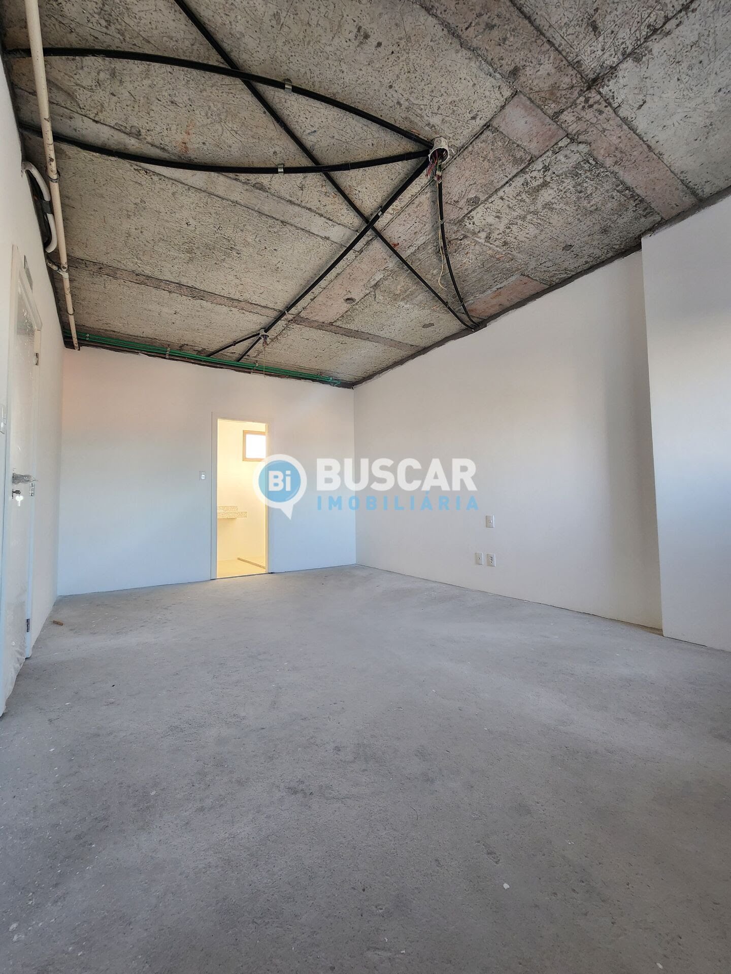 Apartamento à venda com 3 quartos, 3 suítes, 3 vagas e 172m² no Santa Mônica, Feira de Santana (BA) — foto 12 de 13