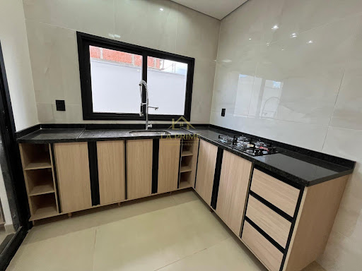 Casa em Condomínio no Jardim Novo Horizonte em Sorocaba, 138,90m²,  03 dormitórios, 01 suítes , 03 vagas de garagem.