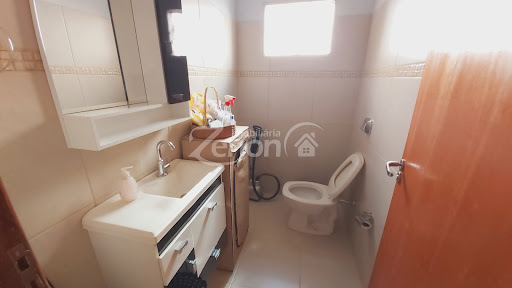 Casa em Jardim Adamantina  -  Adamantina