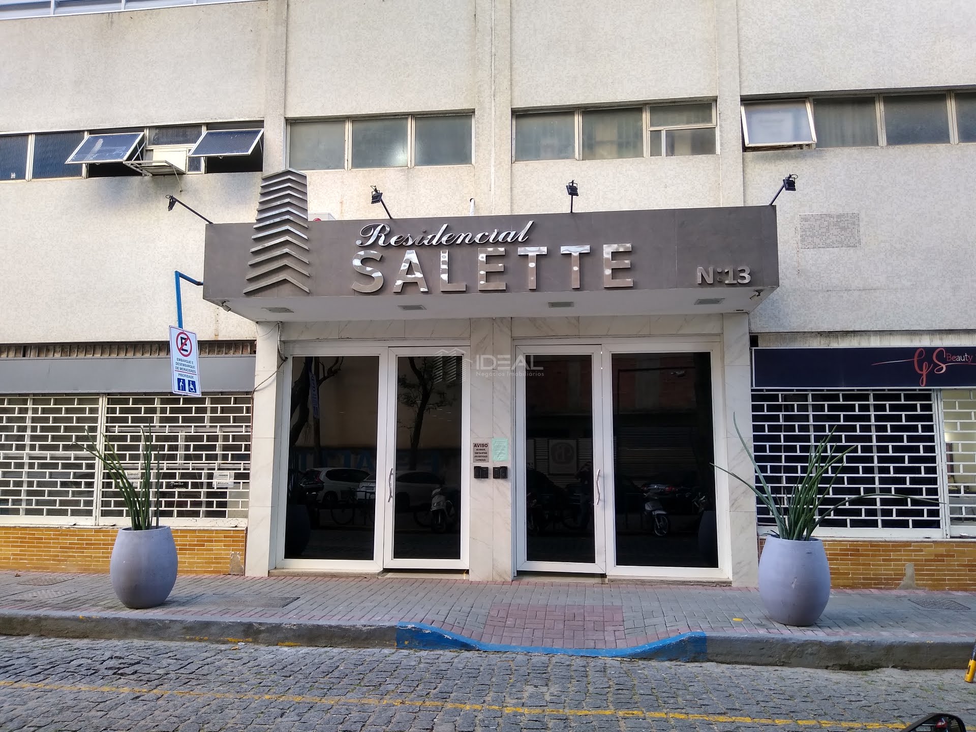 Apartamento p/ locação Edifício Salete