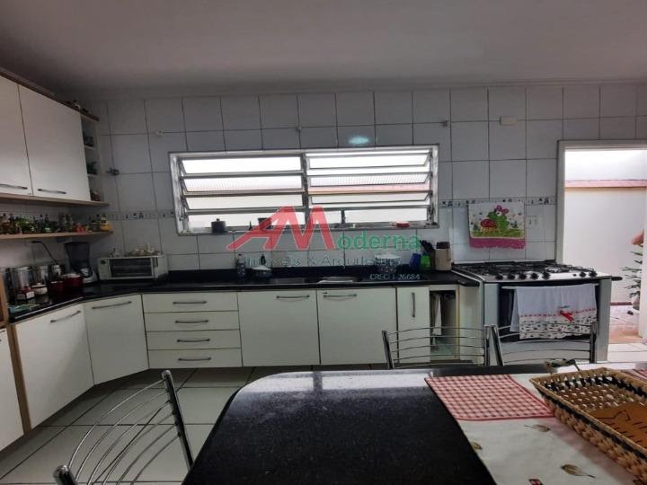 Casa à venda com 4 quartos, 1 suíte, 4 vagas e 179m² no Rudge Ramos, São Bernardo do Campo (SP) — foto 9 de 27