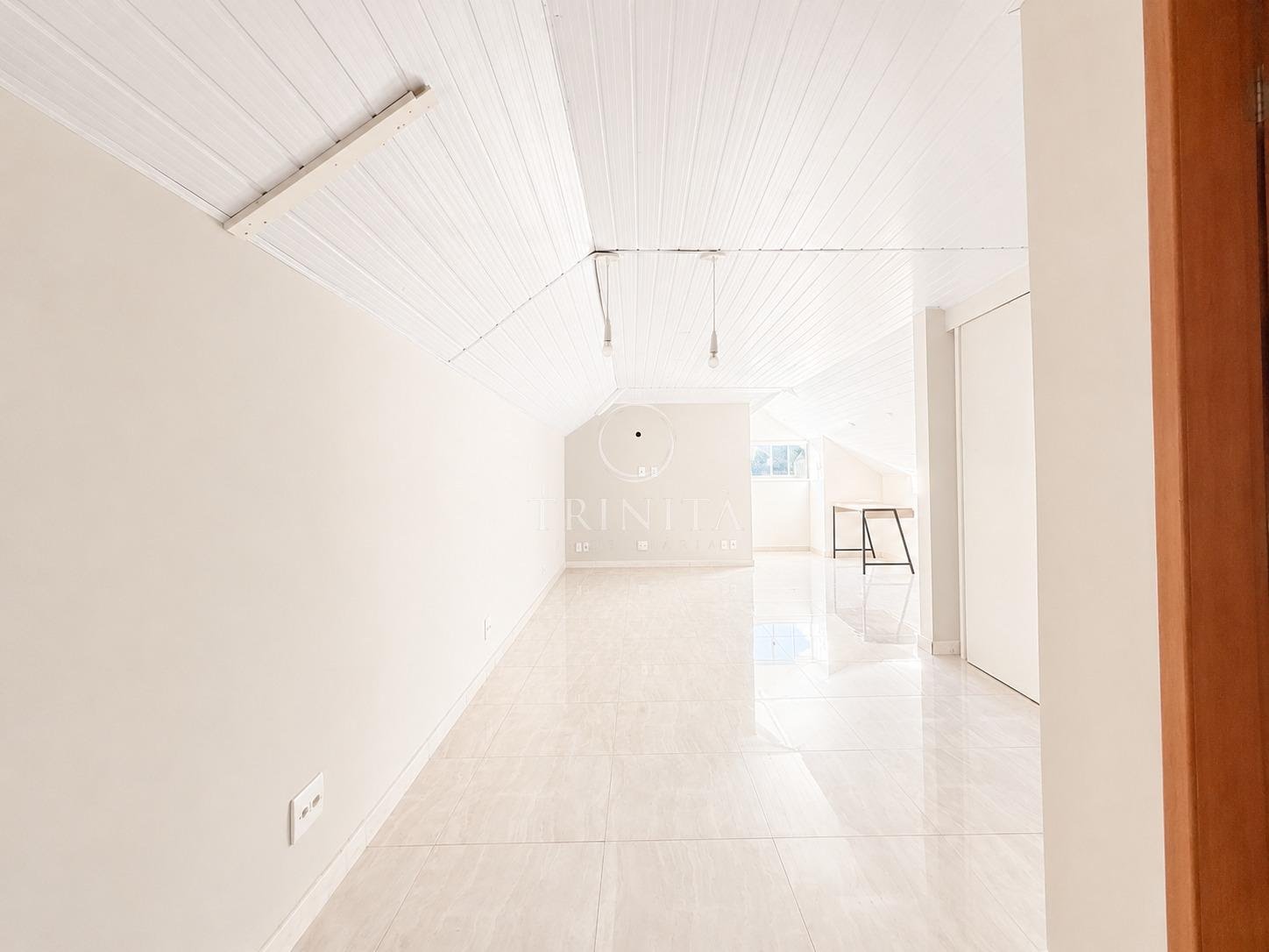 sala-trinitaimobiliaria-marerosso