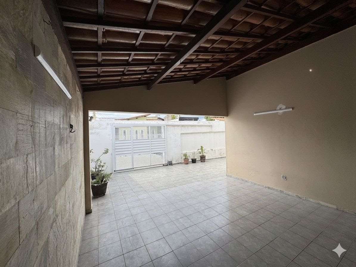 Casa à venda com 3 quartos, 2 suítes, 3 vagas e 180m² no Serraria Brasil, Feira de Santana (BA) — foto 2 de 18