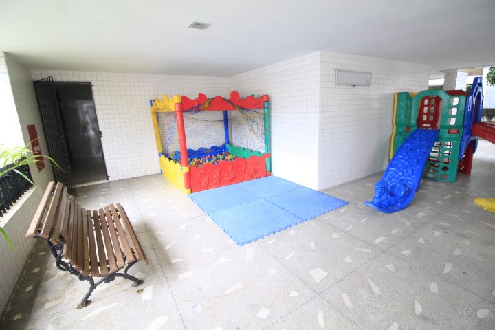 Apartamento à venda com 4 quartos, 1 suíte, 2 vagas e 220m² no Espinheiro, Recife (PE) — foto 13 de 30