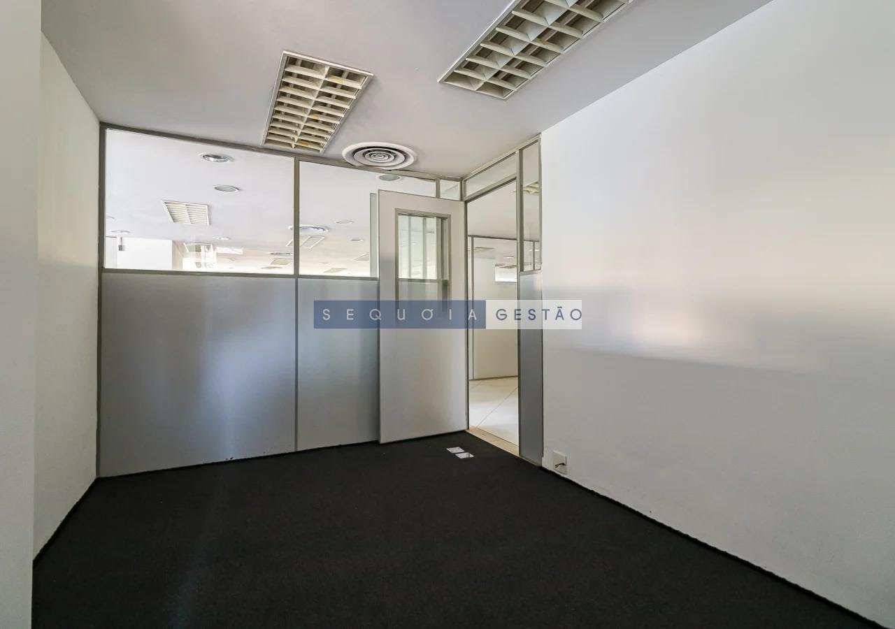 Comercial à venda com 6 banheiros, 2 vagas e 265m² no Bela Vista, São Paulo (SP) — foto 13 de 29