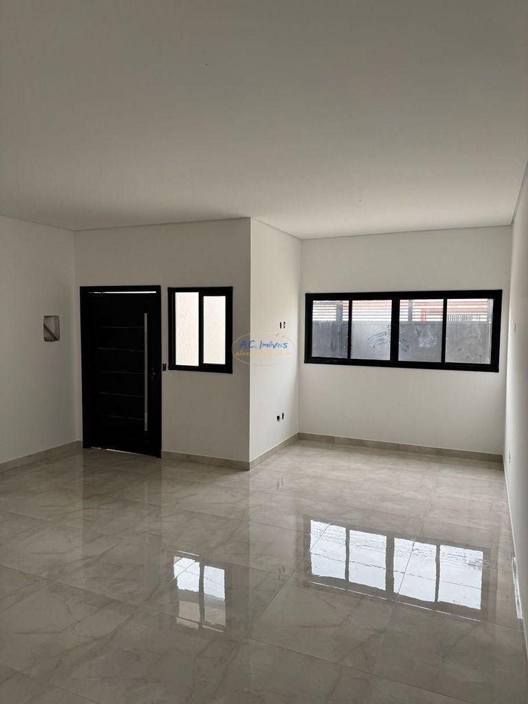 Casa à venda com 2 quartos, 2 suítes, 2 vagas e 73m² no Maracanã, Praia Grande (SP) — foto 3 de 25