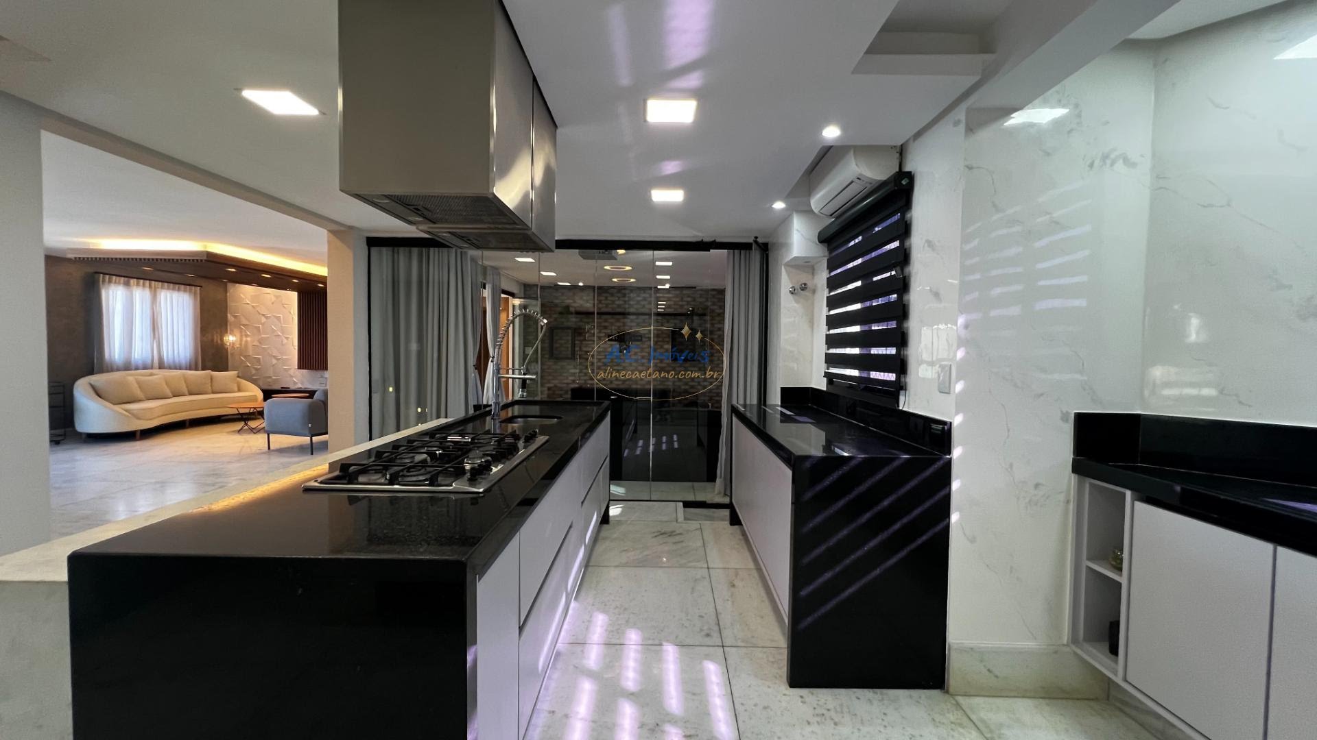 Cobertura à venda com 3 quartos, 3 suítes, 3 vagas e 257m² no Canto do Forte, Praia Grande (SP) — foto 13 de 30
