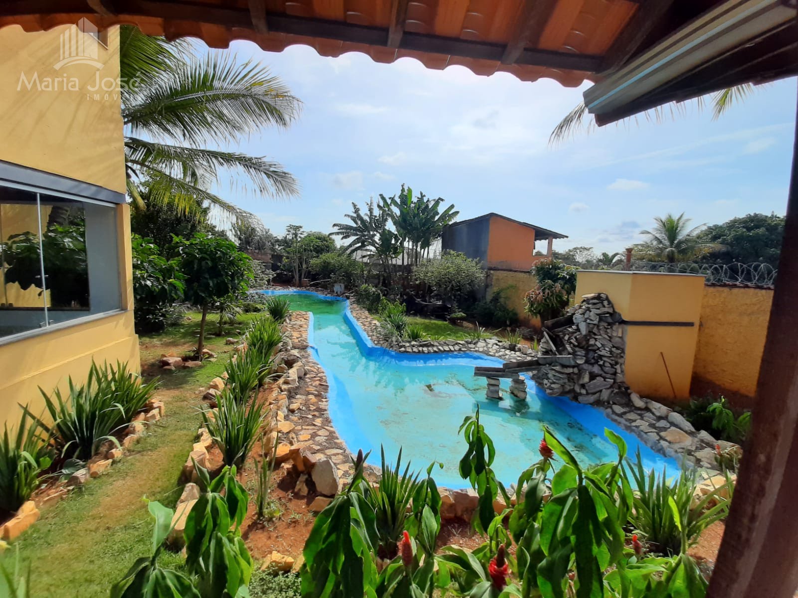 Casa à venda com 5 quartos, 3 suítes, 4 vagas e 1000m² no Titamar, Sete Lagoas (MG) — foto 14 de 21